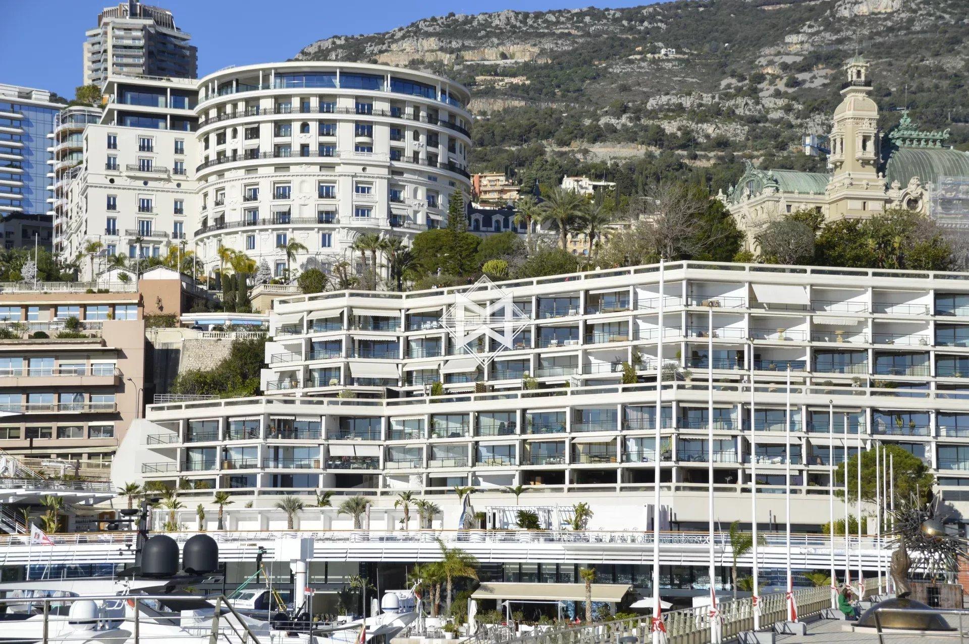 Sale Apartment MonteCarlo 0 Bedrooms With parking . Ref MC231
